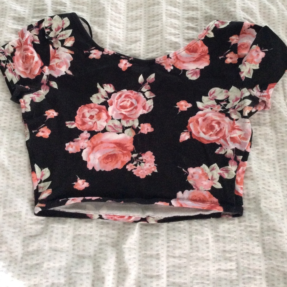 Flower pattern crop top - Picture 2 of 2